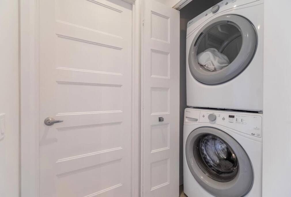 Apartamento Penthouse With Free Indoor Parking Downtown Ciudad de Quebec Exterior foto